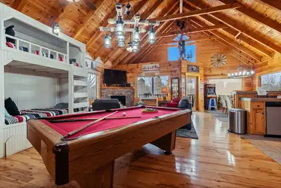 Image de Moonlight Ridge! Mtn views! Hot tub! Pool!