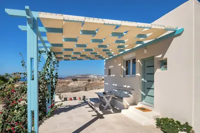 Image de Welcome to Dune Santorini Summer House situated on the island of Santorini