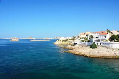 Image de L’Instant Roméon – Spacieux T2 avec terrasse au cœur d’Endoume