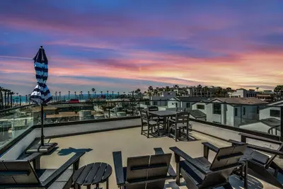 Image de Beach Views | Rooftop Nights | Hb Living