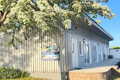 Image de Boddenferienhaus - entire bungalow complex for families and groups - 90m2