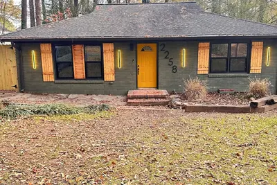 Image de 3-bedroom house in nice Atlanta with WiFi, Ac