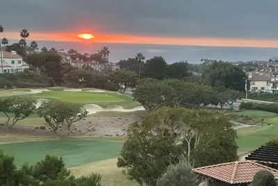 Image de Ocean/Catalina View Home fronting Monarch Links Golf Course walk to Ritz Cove!