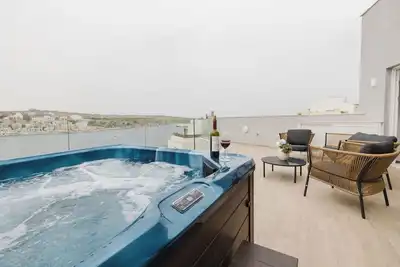 Image de Kick back and relax in this newly built breathtaking views of Xemxija