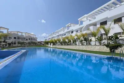 Image de Sunny Hills mediterranean style apartment