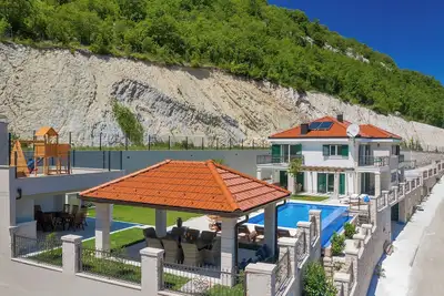 Image de Standalone luxury Finca in charming RiÄŤice with Pool, Jacuzzi, Outdoor Kitchen