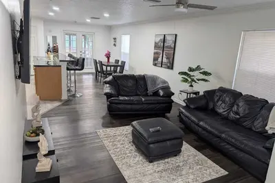 Image de Sweet Brooks Place 3-bedroom house with WiFi, Ac in welcoming Tampa