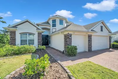 Image de Spacious 5-bedroom 3 full Bath house on large lot & cul-de-sac close to beaches