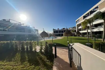 Image de Stunning Ground Floor Apartment Overlooking Pool - Santa Rosalia
