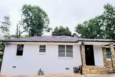 Image de 3-bedroom house in welcoming Atlanta with Kitchen, Tv, Ac, WiFi.