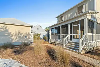 Image de Beach View | Golf Cart | Pool | Screened Porch