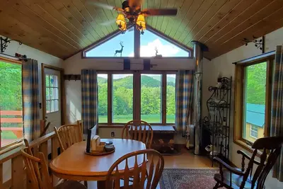 Image de \"Pleasant Brook Cottage\" near Roxbury Village - Woods, Streams, Wi-fi, sleeps 6