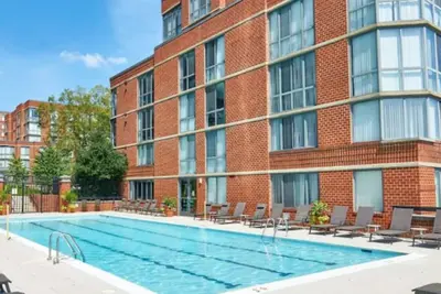 Image de New 2br/2ba Furnished Apt in Prime Location of Arlington, Va -Amenities!