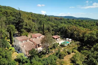 Image de Superbe villa près Saint-Tropez
