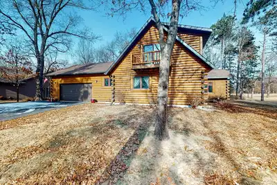 Image de Cozy Log Home Overlooking the 12th Fairway – A Perfect Retreat at Lake Arrowhead