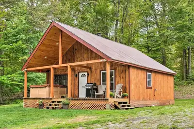 Image de Secluded Vt Cabin w/ Hot Tub, Pond, Trails and WiFi by Elevated Escapes Group