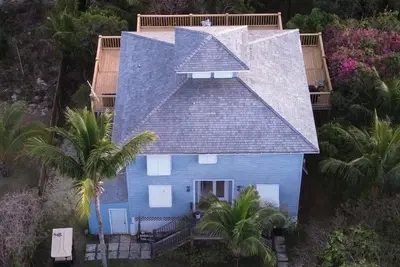 Image de Turning Tides - 5 bedroom house in Harbour Island with WiFi, Ac and generator.