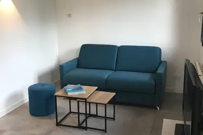 Image de Tiny house avec chambre mezzanine et terrasse couverte Ă 800 m de la plage