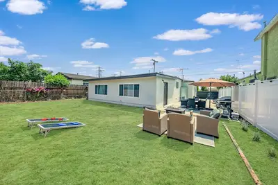 Image de Charming 4-bedroom House with WiFi, Ac in beautiful San Gabriel
