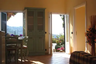 Image de Casa Margherita, cozy house in the ancient village, quiet location