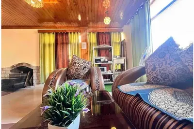 Image de Luxurious 3 Bhk Cottage Apartment +Kitchenette
