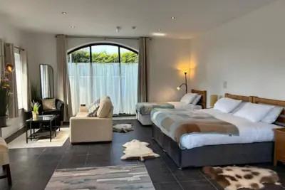 Image de TheJewel Lodge & Spa Glengarriff Apartment with Mountain View