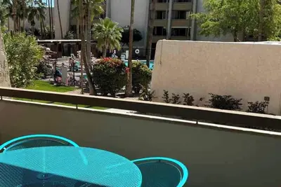 Image de Old Town Oasis! Charming condo in superb Scottsdale - Heated Pool - Hot Tub