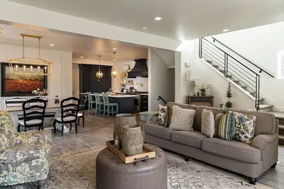 Image de Charming 3bd\/2. 5ba Retreat in Beautiful Bluffdale – Perfect Getaway!