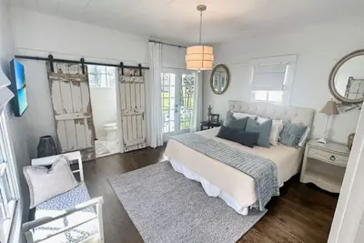 Image de Bibb Mill Historic Cottage - Luxury Stay Near Riverwalk & Uptown Columbus