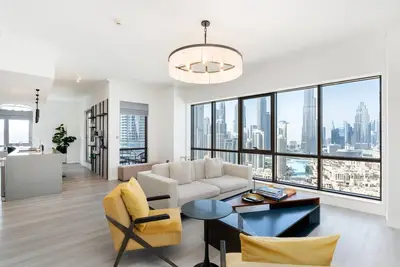 Image de Sleek 3br + Maid’s Room w/ Burj Khalifa View