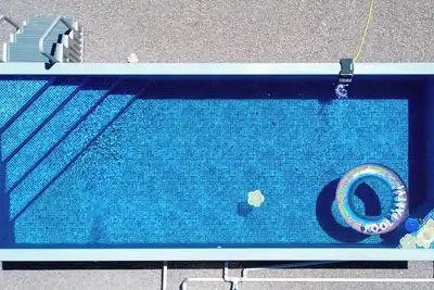 Image de Pool, Hot Tub, King Bed, Views, close to Sedona! Unique Shipping Container home!