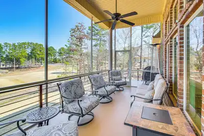 Image de Luxe Golf Getaway in Hot Springs Village!
