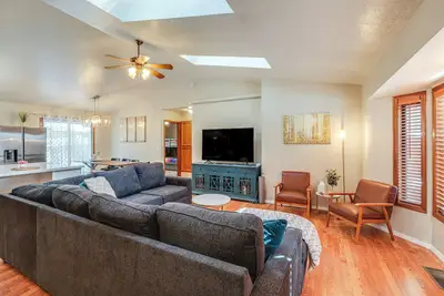 Image de 10 Mi to Downtown Flagstaff: Cozy Home w/ A/C