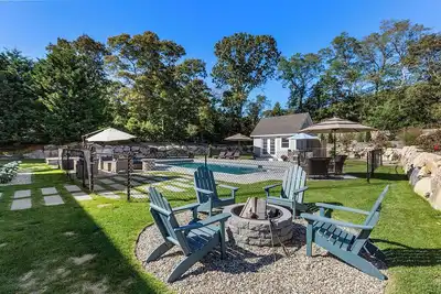 Image de Nauset Dream: 024-O Luxury 5 Bedroom East Orleans Home with Heated Pool, Spa