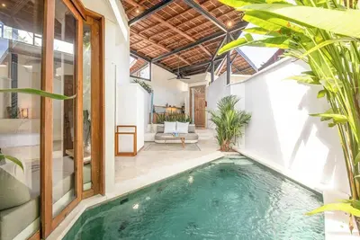 Image de Sumptuous 1-Br Villa Near Canggu Beach, 800m Away