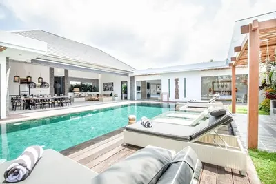 Image de Modern 4 Br Villa 400m to the Beach in Canggu