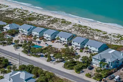 Image de Seagrape 7 - 3 bed / 2 Bath - Beachfront Boca Grande - South End of the Island