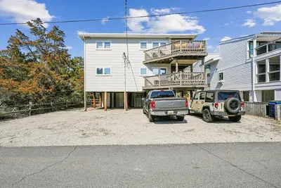Image de New Listing 2025! Cozy Petite Retreat in North Bethany, just steps from the Beach!