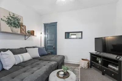 Image de 1 Br/1 Ba Near Kauffman|Townhome|Cozy Bed