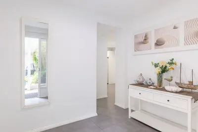 Image de Shells on the Shore, 9 Lentara St- Wi-Fi, Air con, Boat Parking, Linen