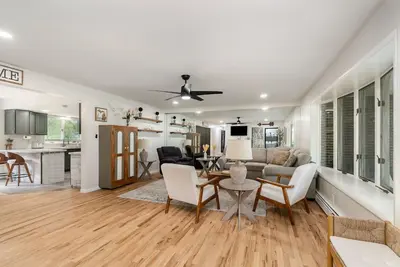 Image de Modern 5br House, Long Term, Large Groups, Bachelorette Parties, Handicap, Family