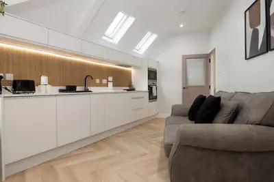 Image de Modern 3bd apartment next to stadium