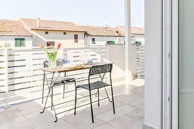 Image de Agréable appartement pour 4 personnes avec Wifi, climatisation, terrasse, animaux admis et parking