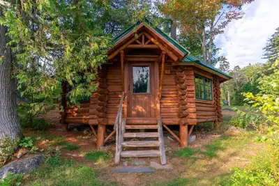 Image de Cabin, Double Bed, 2 Bunks, Shared Bathroom