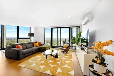 Image de Ivanhoe Penthouse - Masterpiece w/ parking + views