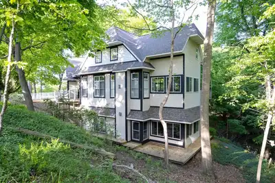 Image de Stunning Home w/Lake Mi Association Beach