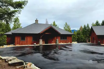Image de Chateau Fortine 3 bedroom house on secluded 14 acres with spa Book now