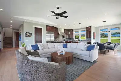 Image de New Waipo'o Hale: Luxury 4 Bedroom Estate w/private Pool & Ac