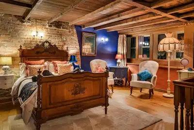Image de 240 year old \"Cottage Pie\" 10 mins walk to the amazing Holmfirth with Log Burner