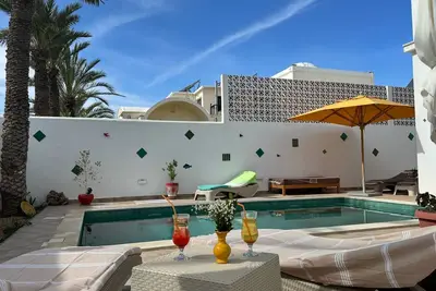 Image de Maison d'hôtes Dar El Kahina Djerba -Suite Emeraude- située à 300m de la plage